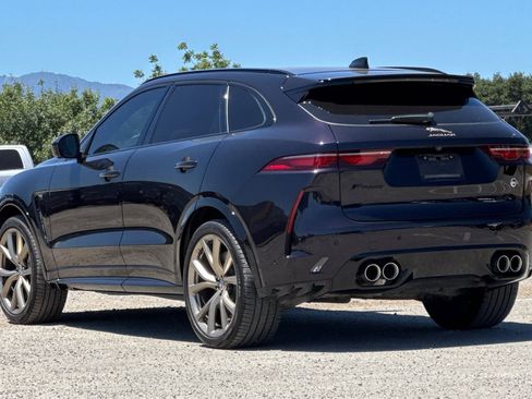 Used 2023 Jaguar F-PACE SVR AWD/4WD image 6