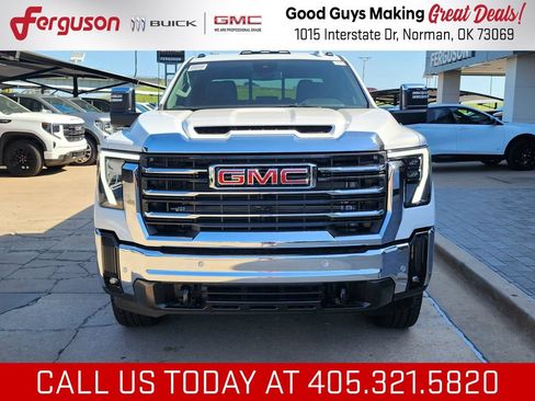 New 2026 GMC Sierra 2500 SLT w/ Max Trailering Package AWD/4WD image 8