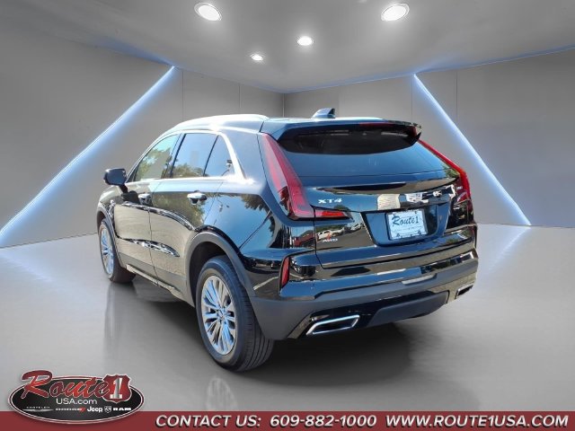 Used 2025 Cadillac XT4 Premium Luxury AWD/4WD image 6