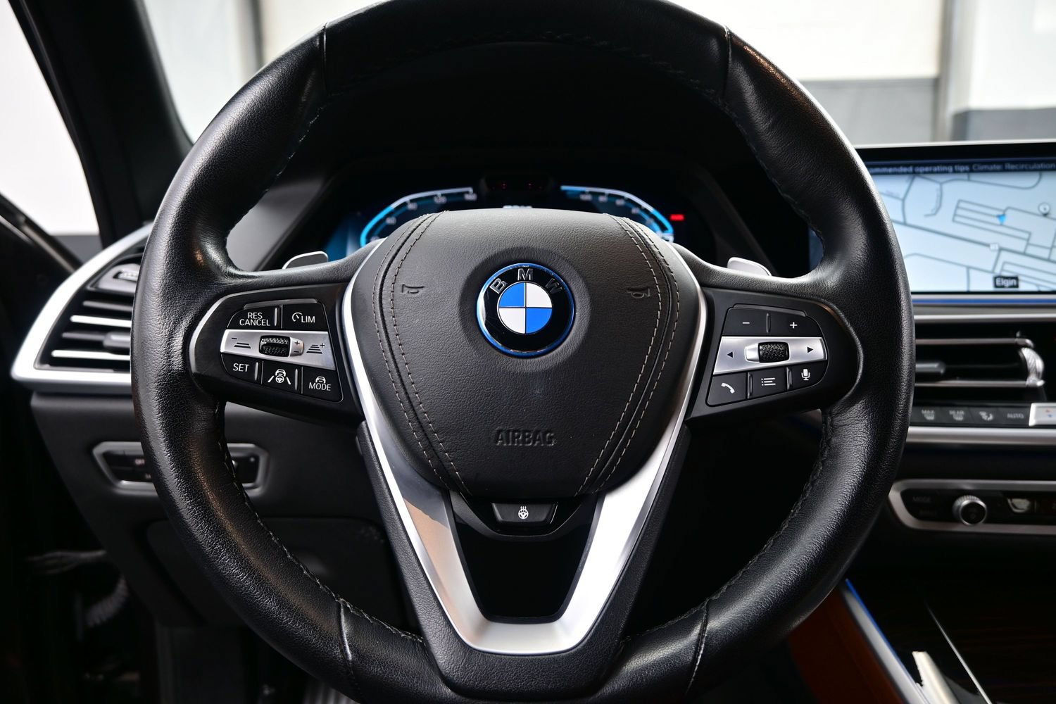 Used 2023 BMW X5 xDrive45e AWD/4WD image 25