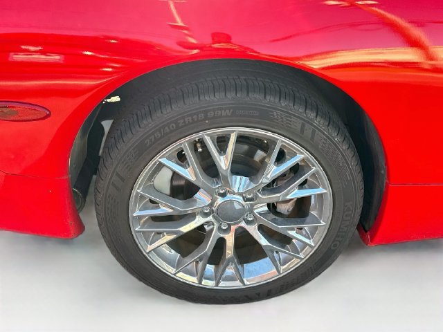 Used 2001 Chevrolet Corvette Convertible w/ Preferred Equipment Group2 RWD image 17