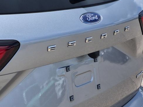 Used 2024 Ford Escape ST-Line w/ Tech Pack #1 AWD/4WD image 13
