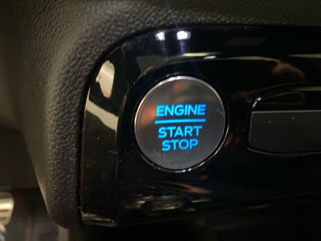 Used 2023 Ford Escape ST-Line Select w/ Tech Pack #2 AWD/4WD image 32