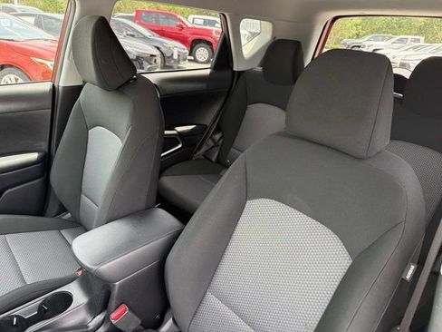 Used 2024 Kia Soul LX w/ Option Group 015 FWD image 11