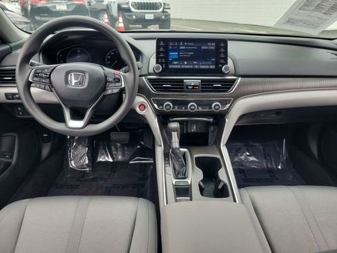 Certified 2020 Honda Accord EX image 9