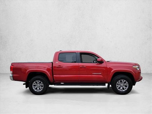 Used 2016 Toyota Tacoma SR5 w/ SR5 Appearance Package (SN) RWD image 4