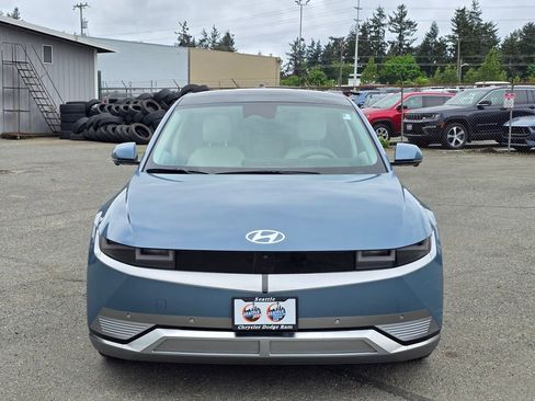 Used 2023 Hyundai Ioniq 5 Limited AWD/4WD image 2