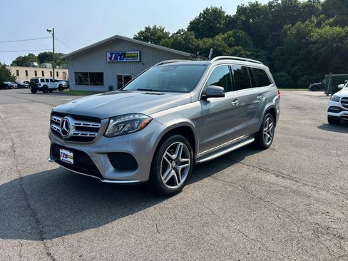 Used 2017 Mercedes-Benz GLS 550 4MATIC image 2