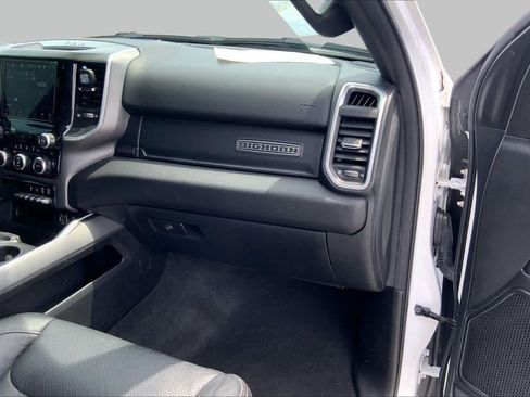 Used 2022 RAM 1500 Big Horn w/ Night Edition RWD image 19