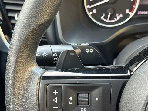 Used 2022 Nissan Rogue SV AWD/4WD image 39