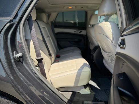 Used 2015 Cadillac SRX Luxury w/ Driver Awareness Package FWD image 19