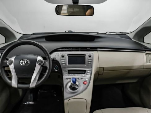 Used 2013 Toyota Prius Two FWD image 15