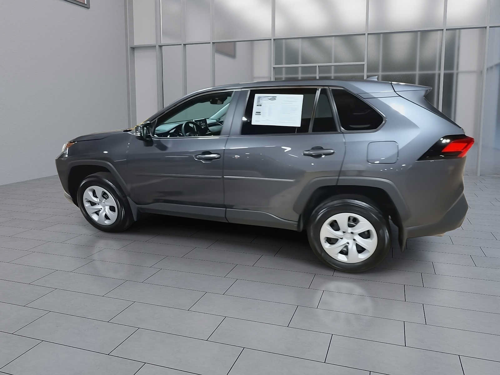 Used 2024 Toyota RAV4 LE AWD/4WD image 6