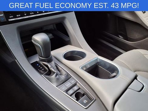 Used 2019 Toyota Avalon Limited FWD image 27