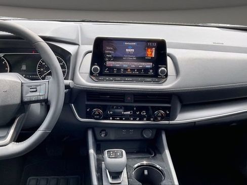 New 2026 Nissan Rogue SV FWD image 6