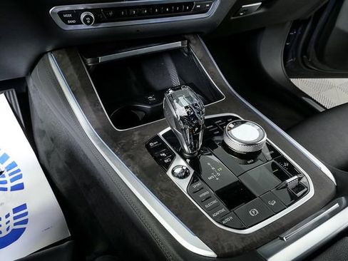 Used 2022 BMW X5 xDrive45e w/ Executive Package image 18