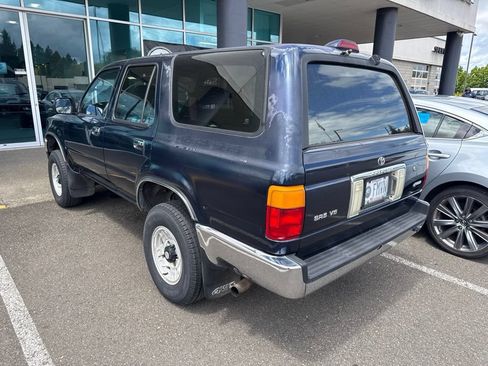 Used 1995 Toyota 4Runner SR5 AWD/4WD image 2