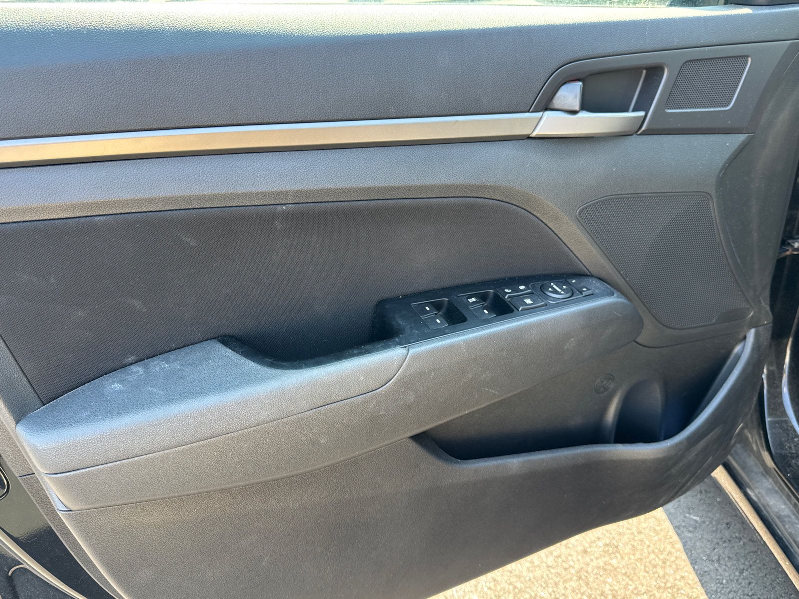 Used 2018 Hyundai Elantra SEL FWD image 10