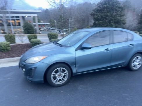 Used 2011 MAZDA MAZDA3 i Sport image 1