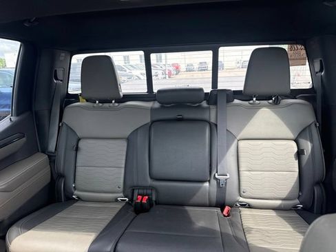 Used 2023 Chevrolet Silverado 1500 ZR2 AWD/4WD image 26