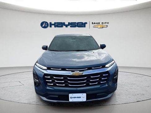 New 2027 Chevrolet Equinox LT w/ Safety and Technology Package AWD/4WD image 2