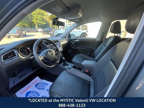 Certified 2020 Volkswagen Tiguan SE image 29