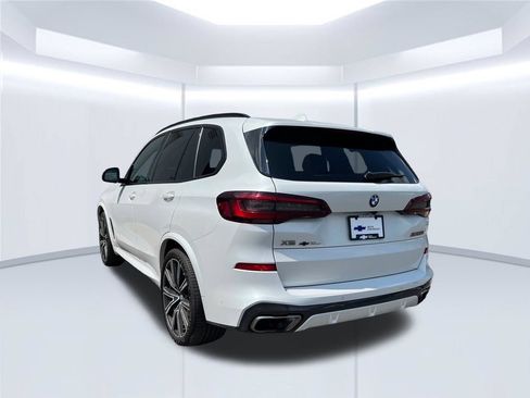 Used 2021 BMW X5 M50i AWD/4WD image 3