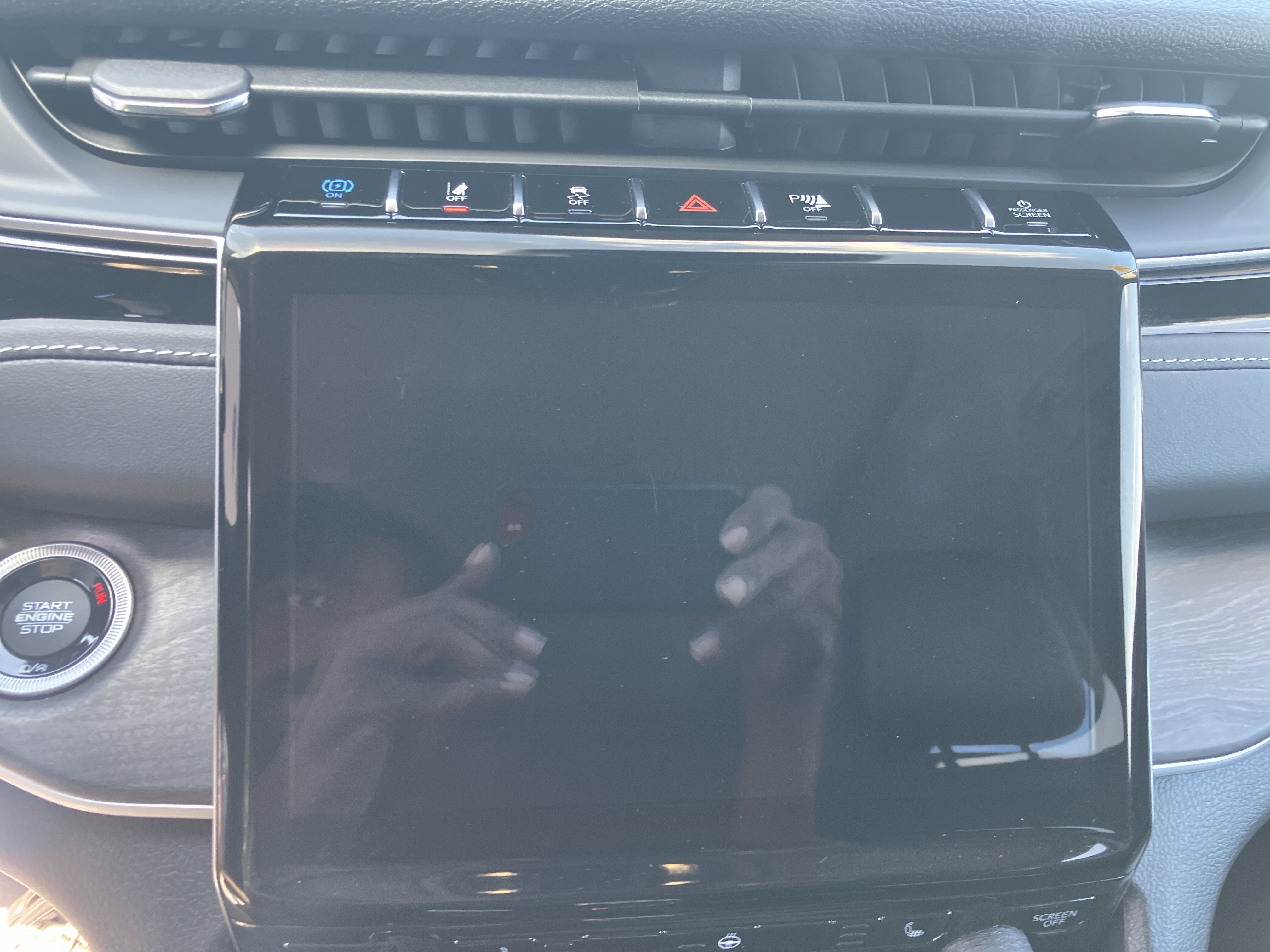 Used 2023 Jeep Grand Cherokee 4WD 4xe image 28