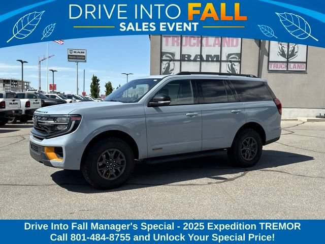 Used 2025 Ford Expedition Tremor AWD/4WD image 1