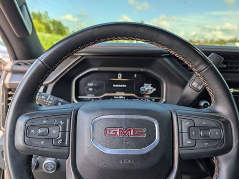 Used 2024 GMC Sierra 2500 AT4 w/ Max Trailering Package AWD/4WD image 12