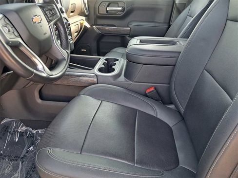 Used 2022 Chevrolet Silverado 1500 LTZ w/ Technology Package image 10