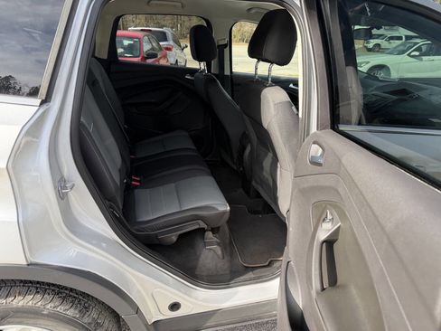 Used 2014 Ford Escape SE image 19