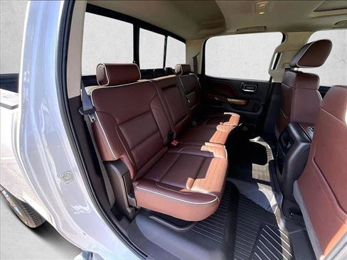 Used 2019 Chevrolet Silverado 2500 High Country w/ Duramax Plus Package AWD/4WD image 26