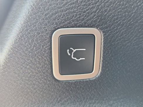 New 2026 Chrysler Pacifica Select image 24