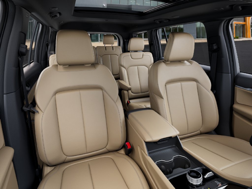New 2026 Jeep Grand Cherokee L Limited w/ Limited Altitude Package AWD/4WD image 16