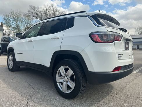 Used 2022 Jeep Compass Latitude w/ Convenience Group AWD/4WD image 7