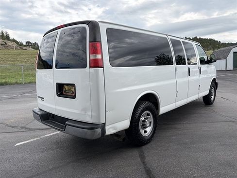 Used 2016 Chevrolet Express 3500 LT w/ LT Preferred Equipment Group RWD image 6