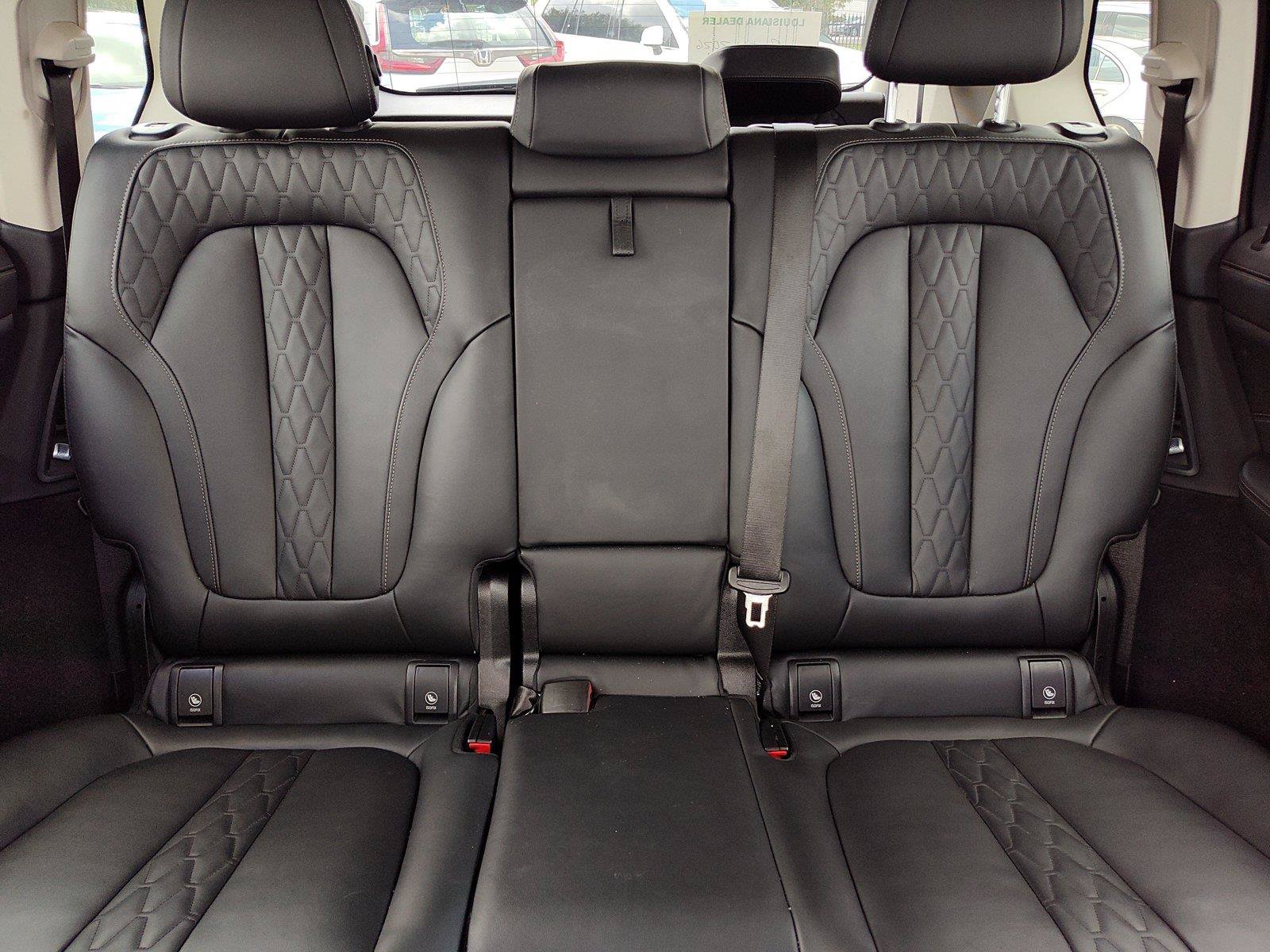 Used 2026 BMW X7 xDrive40i AWD/4WD image 25