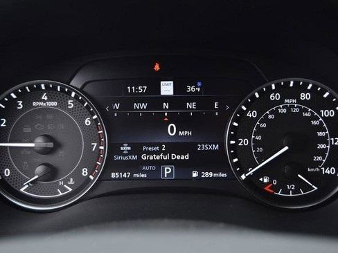 Used 2021 Nissan Armada Platinum image 13