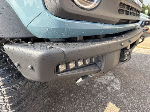 Used 2023 Ford Bronco Black Diamond w/ Sasquatch Package AWD/4WD image 16
