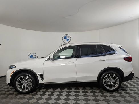 New 2026 BMW X5 xDrive40i image 9
