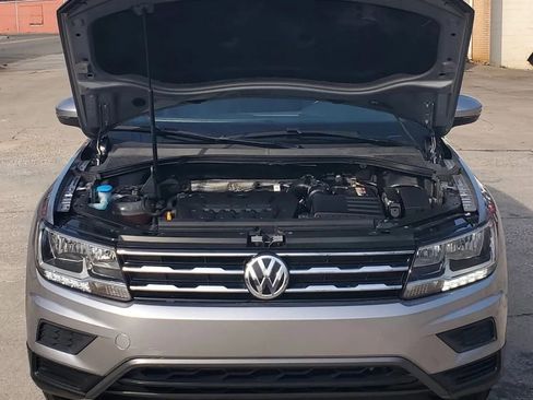 Used 2019 Volkswagen Tiguan SE image 6