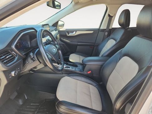 Used 2021 Ford Escape Titanium w/ Titanium Elite Package image 9