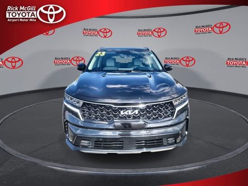 Used 2023 Kia Sorento EX AWD/4WD image 3