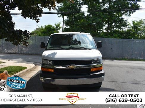 Used 2023 Chevrolet Express 3500 LT RWD image 2