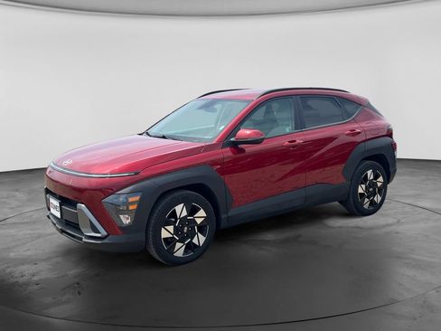 Used 2024 Hyundai Kona SEL FWD image 5