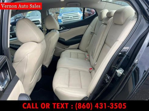 Used 2017 Nissan Maxima 3.5 SV image 12