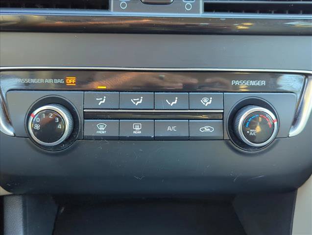 Used 2017 Kia Optima LX FWD image 26