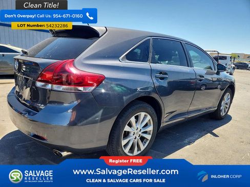 Used 2013 Toyota Venza LE FWD image 4