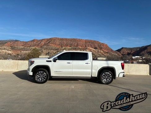 Used 2023 GMC Sierra 1500 Denali image 4
